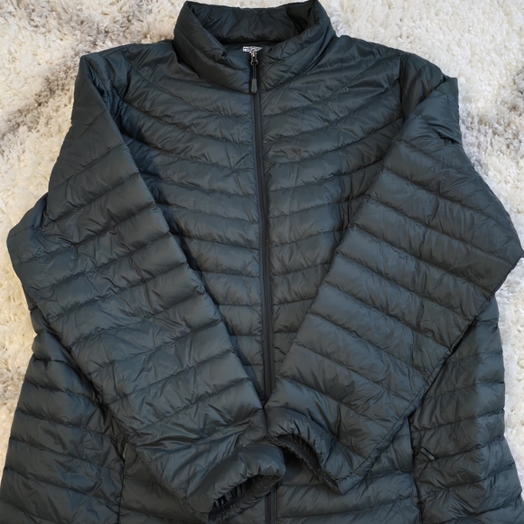 32 Degrees Women's Lightweight Puffer Jacket - Forest Green - Picture 1 of 3